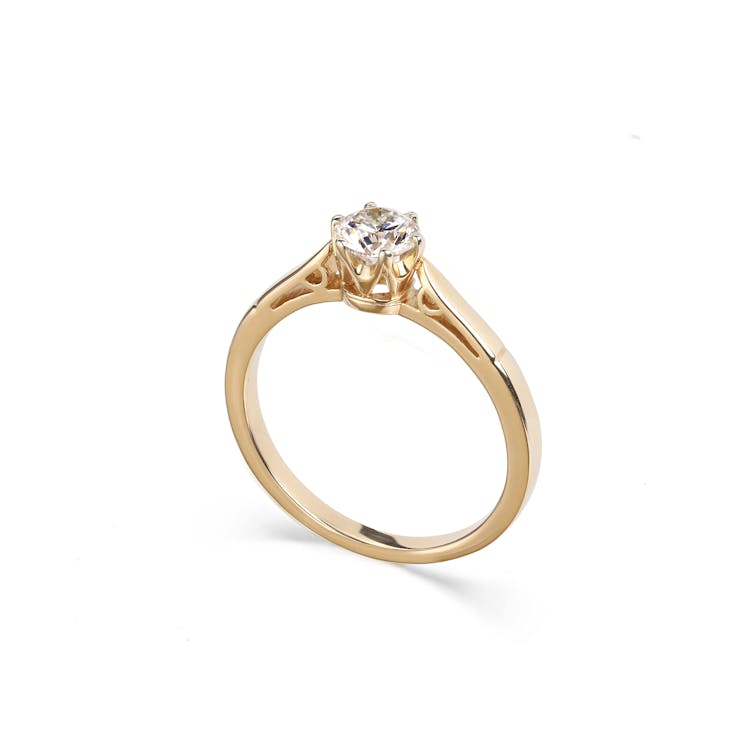 Zaręczynowy pierścionek złoty z diamentem