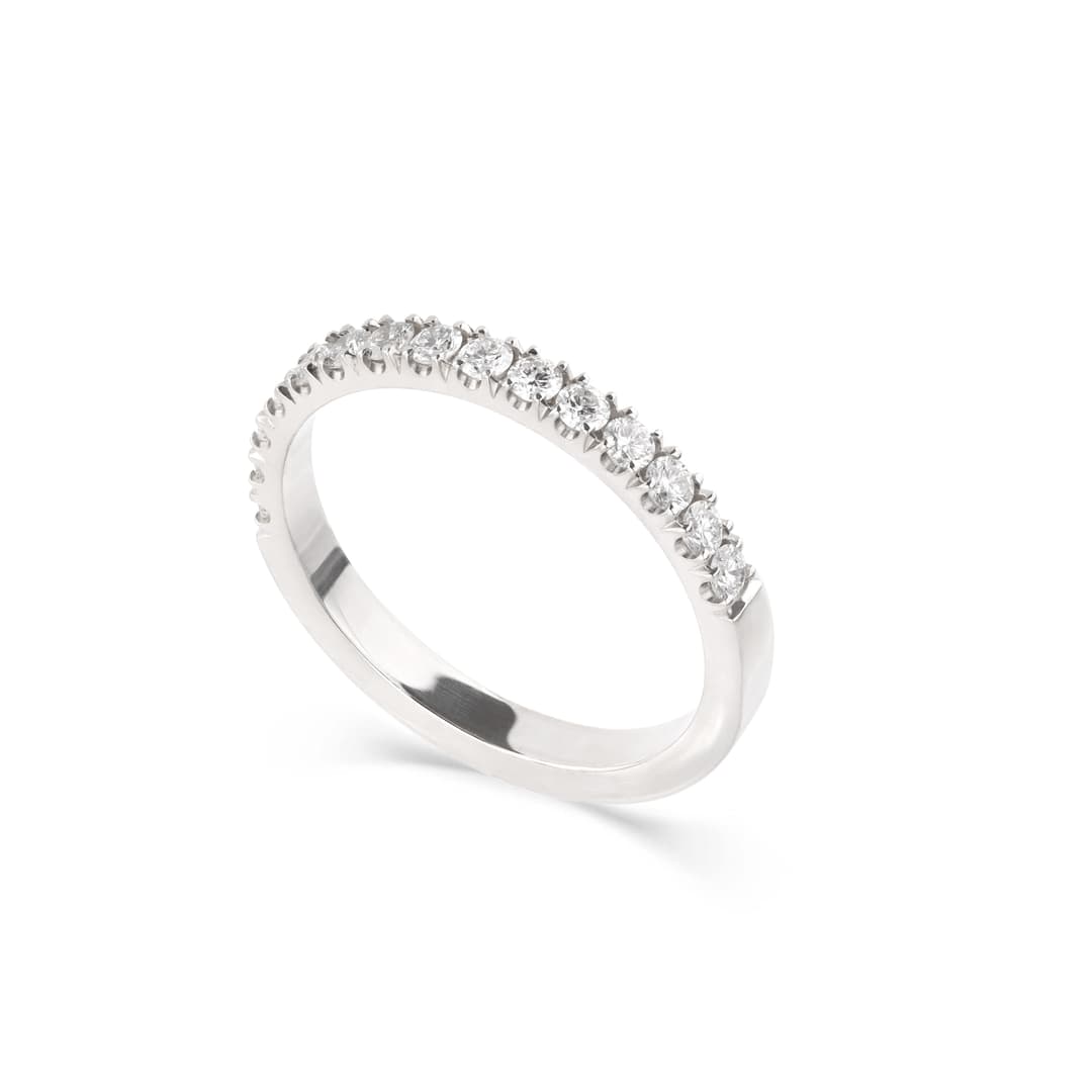Lasocki-Kostera-eternity-ring-w-bialym-zlocie2